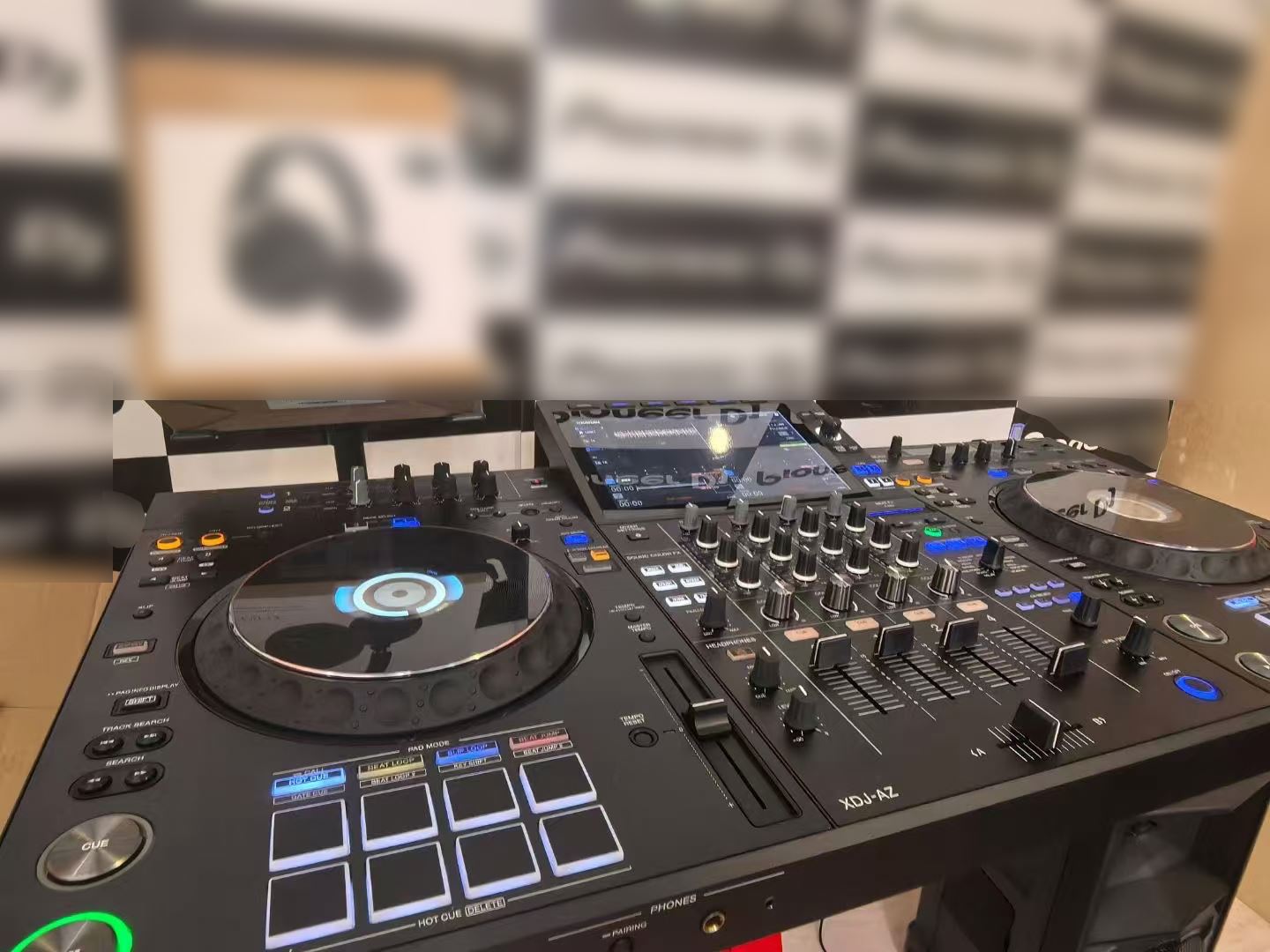 Professional 4-Channel Standal - đánh giá và giá Dj Controller 4 Channel Standalone