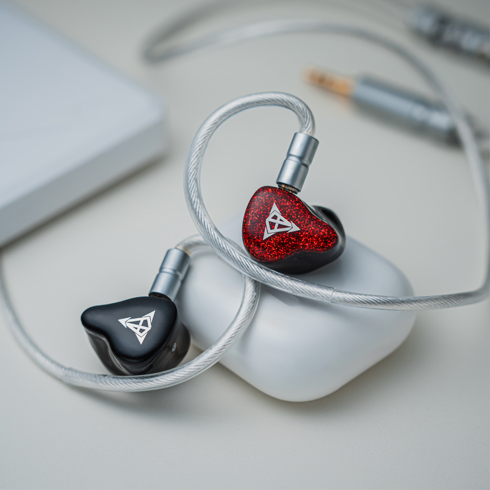 Hisenior IEM Mega5Est Bass+ 1D - đánh giá và giá Dj Headphones Professional